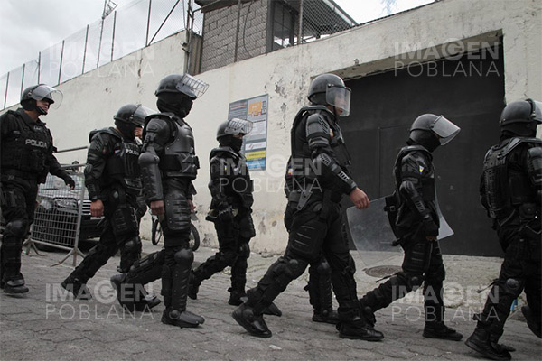 Policía detiene a otros 12 presuntos "terroristas" en Ecuador