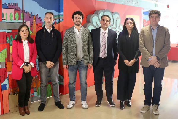 Firma gobierno de Puebla convenio con “Startup Valencia”
