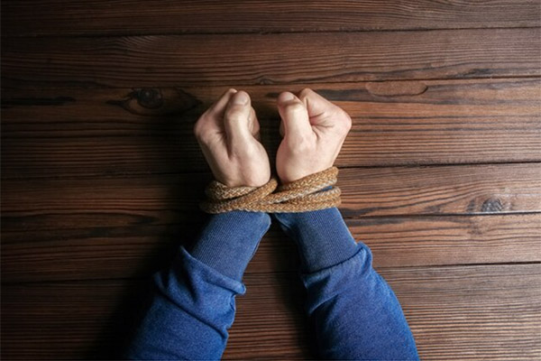 Hombre armado toma como rehenes a empleados de Procter & Gamble en Estambul