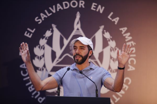 Nayib Bukele rumbo a gobernar El Salvador sin oposición