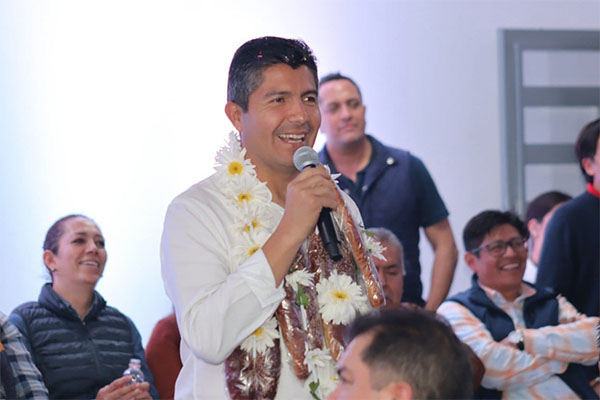 Puebla requiere líderes, afirma Lalo Rivera a la militancia panista en Chignautla