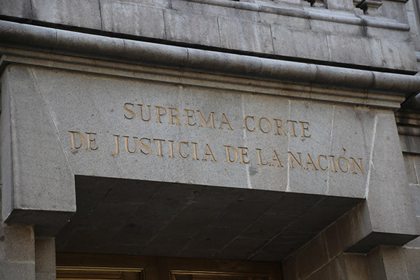 SCJN ordena al gobierno entregar información sobre programa espía Pegasus