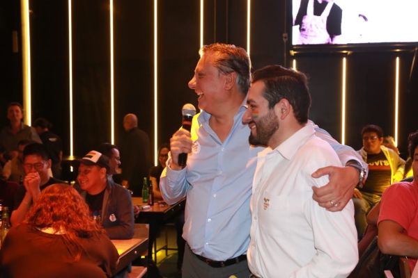 Encuentro histórico entre el diputado Fernando Morales Martínez y la comunidad LGBT en Puebla