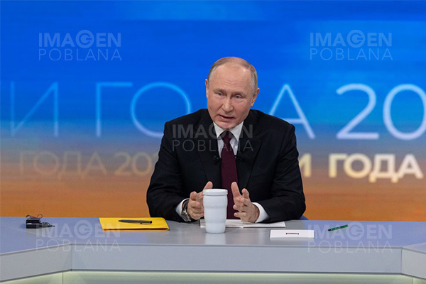 Entrevista de Tucker Carlson a Putin supera los 100 millones de vistas en X