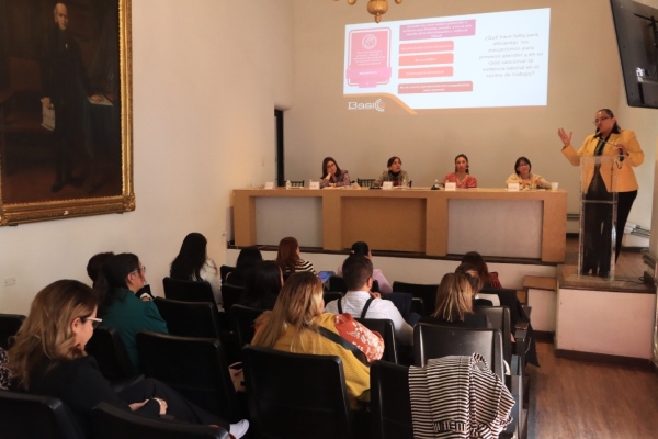 Intercambian en el Congreso de Puebla buenas prácticas en materia de igualdad laboral y no discriminación