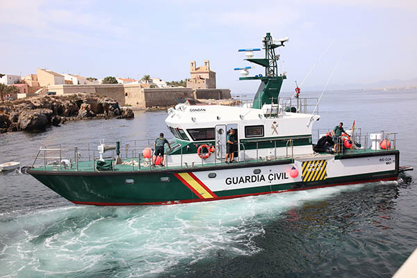 España: guardias civiles mueren tras ser embestidos por una narcolancha