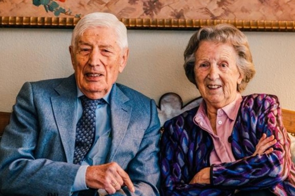 “Hasta que la muerte nos separe”: ex primer ministro neerlandés y su esposa optan por la eutanasia dual