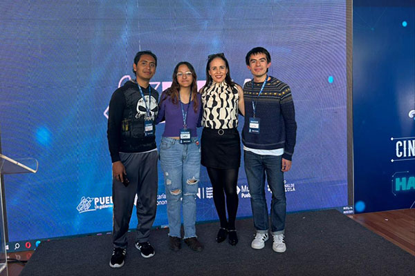 Obtiene UTP segundo lugar en competencia internacional de aprendizaje tecnológico