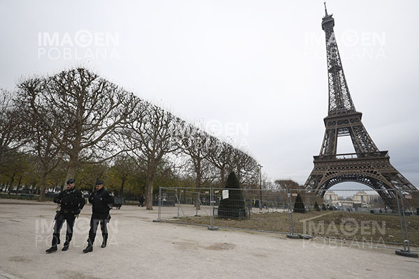 La torre Eiffel permanece cerrada por cuarto día consecutivo debido a la huelga