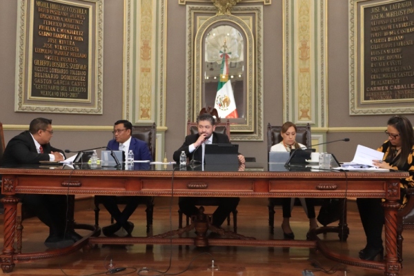 Impulsan iniciativa para de prevención del embarazo adolescente