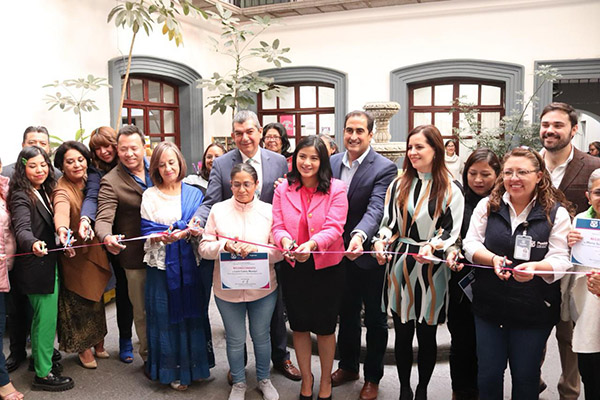 Regidores llevan a cabo con éxito la Expo Emprendedoras 2024