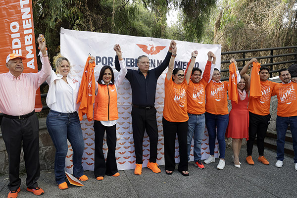 Candidatos de MC arrancan campaña y presentan a su nueva dirigente