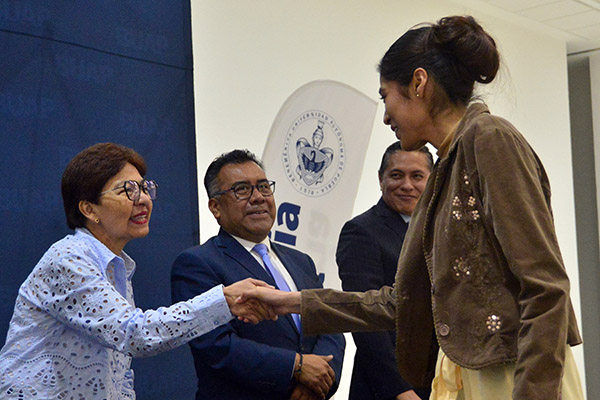 Se entregan becas BBVA “Chavos que inspiran” y “Chavos con discapacidad que inspiran”