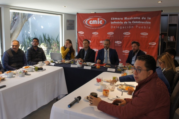 CMIC impulsa la responsabilidad social en el sector de la construcción: Vargas Constantini