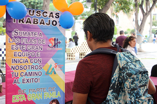 El desempleo en México registra su nivel más bajo en 10 meses