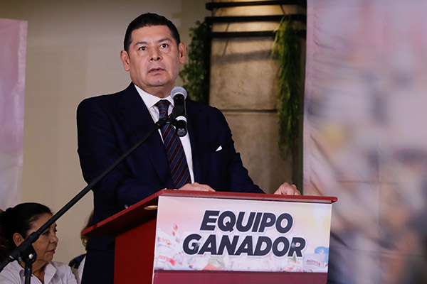Armenta niega ruptura de la megacoalición pese a separación en 90 municipios