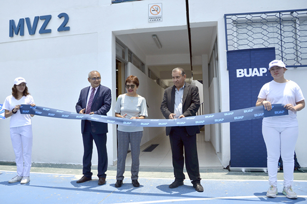 Lilia Cedillo inaugura auditorio de posgrado y cubículos para docentes en la FMVZ