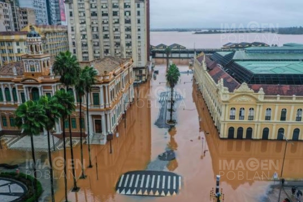 Aumentan a 72 los muertos por inundaciones en el sur de Brasil