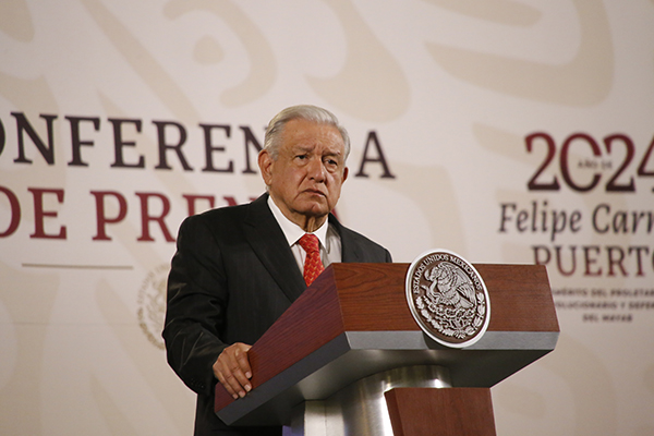 AMLO justifica revelación de información personal por posible corrupción en Pemex