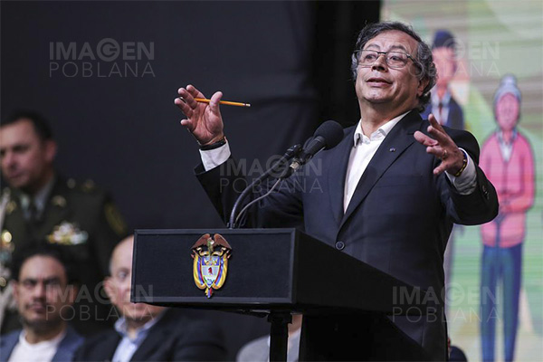 Presidente de Colombia pide orden de detención internacional contra Netanyahu por "genocidio" en Gaza