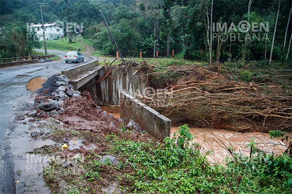 Sube a 143 el número de muertos por las lluvias en el sur de Brasil