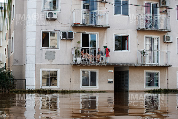 Ascienden a 171 los muertos por inundaciones en Brasil y crecen casos de leptospirosis