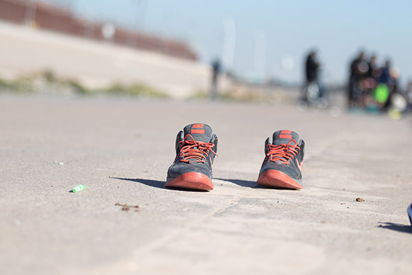 Aumentan las tragedias por calor entre migrantes en El Paso, Texas