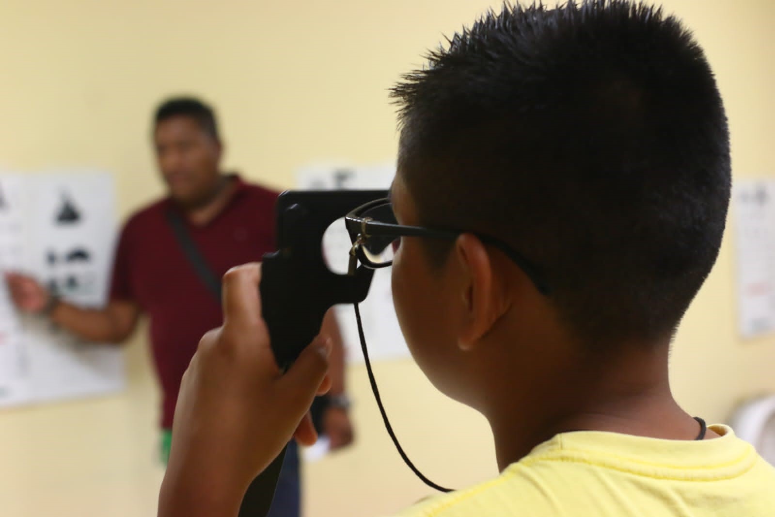 Voluntariado del Congreso lleva a cabo Jornada de Salud Visual en Coxcatlán