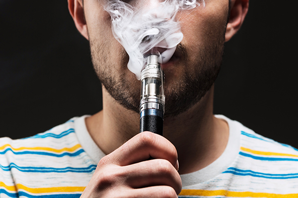 FDA autoriza vapeadores con sabor a mentol