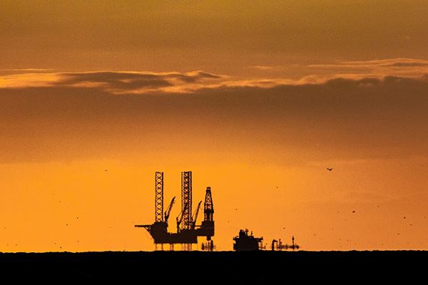 Petrolera ENI anuncia descubrimiento de crudo y gas frente a costas de México