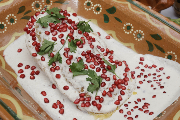 Chiles en nogada, deliciosa tradición a precios exorbitantes