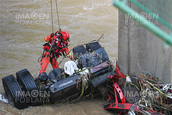 Confirman 15 muertes por colapso de puente en China