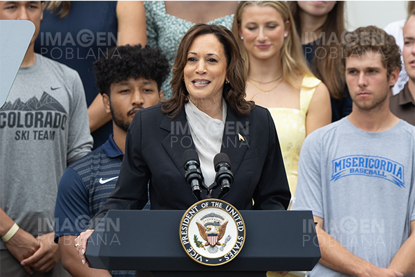 En 24 horas, equipo de Kamala Harris recauda suma histórica para su campaña