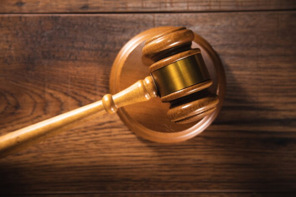 Justicia chilena condena a dos exagentes de la dictadura por secuestro y tortura
