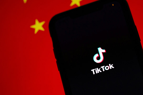 EU cree que TikTok, en manos de una empresa china, podría influir en las elecciones