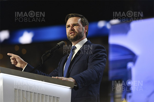 J.D. Vance se lanza contra Harris y los migrantes en EU: “empiecen a hacer las maletas”
