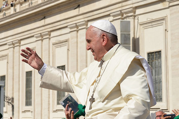 El papa Francisco exige la verdad sobre la explosión en el puerto de Beirut en 2020
