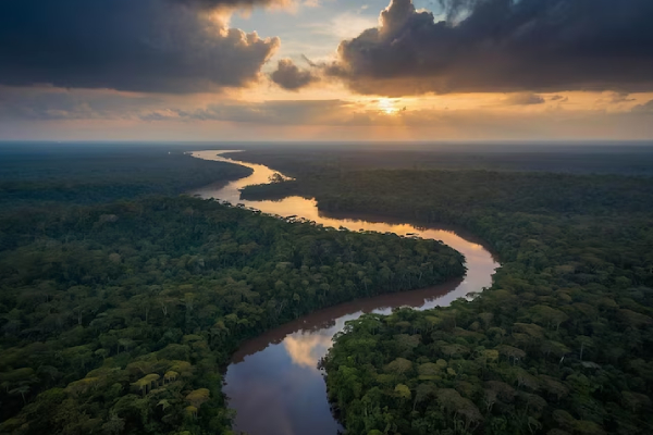 Río Amazonas alcanzaría descenso histórico de su nivel en 2 semanas en norte de Perú