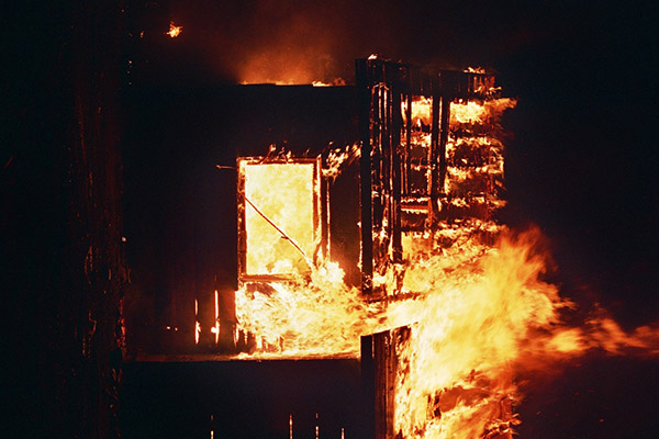 Mueren al menos 17 alumnos por incendio en escuela en Kenia