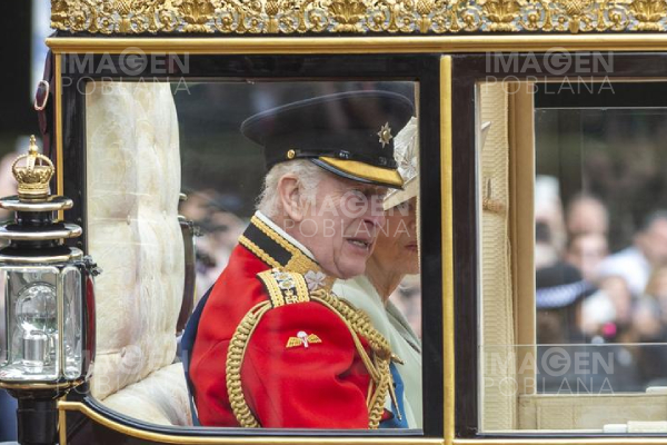 Medios británicos reportan que el estado de salud del rey Carlos III mejora