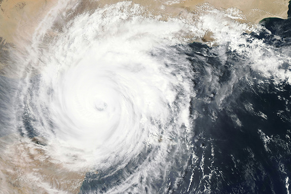 Huracán Francine impactará sur de EU con vientos y marejadas potencialmente mortales