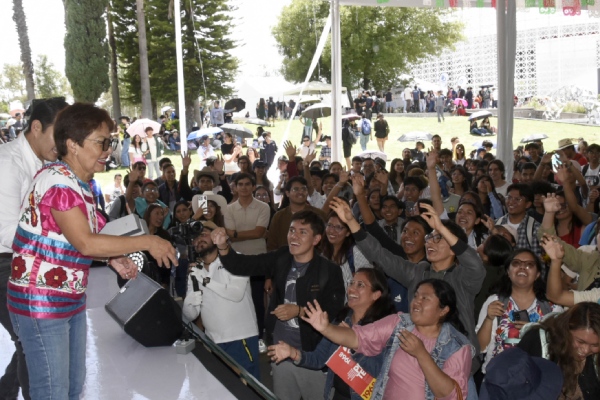 La BUAP celebra la tradicional fiesta mexicana