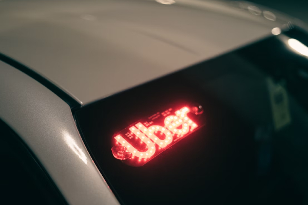 Sufren accidente en un Uber, pero no pueden demandar por los "términos y condiciones" en la app
