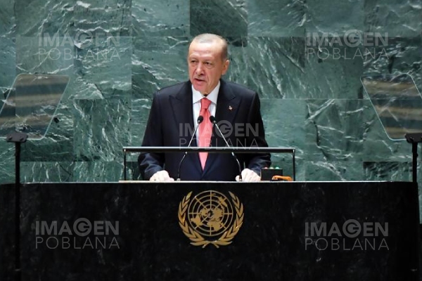 Turquía está dispuesta a acoger a los refugiados del Líbano