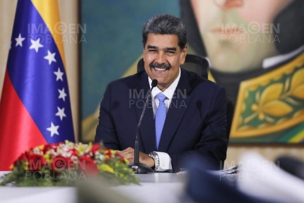 Maduro debatió con Putin la cooperación energética y técnico-militar en Kazán