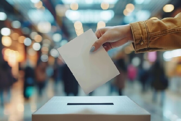Presidenta de Georgia se niega a reconocer los resultados de las elecciones parlamentarias