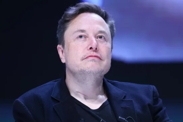 Elon Musk tendrá que comparecer ante un juez por ofrecer millones de dólares a votantes en EU