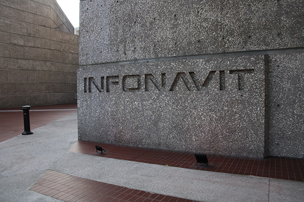 Infonavit congela deudas hipotecarias y otorga beneficios a millones de derechohabientes