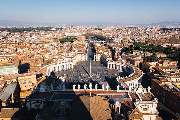 El Vaticano llama a condonar la deuda de los países pobres
