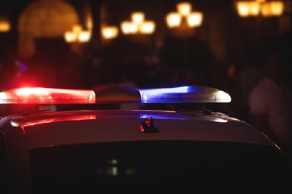 Liberan a cuatro rehenes tomados en un restaurante francés cerca de París